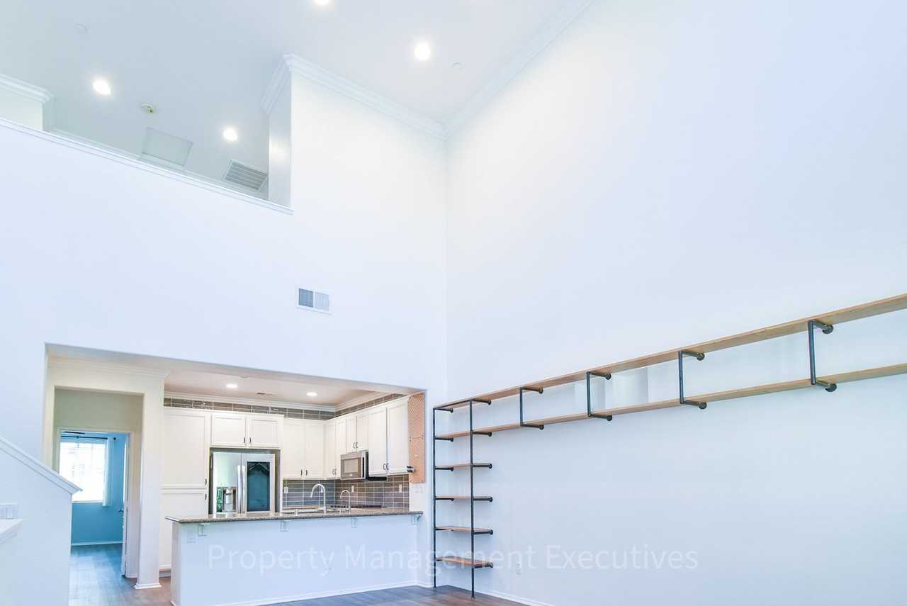 10160 Star Magnolia Ln - Photo 5 of 34