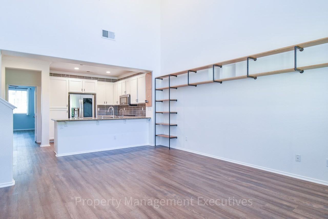 10160 Star Magnolia Ln - Photo 6 of 34