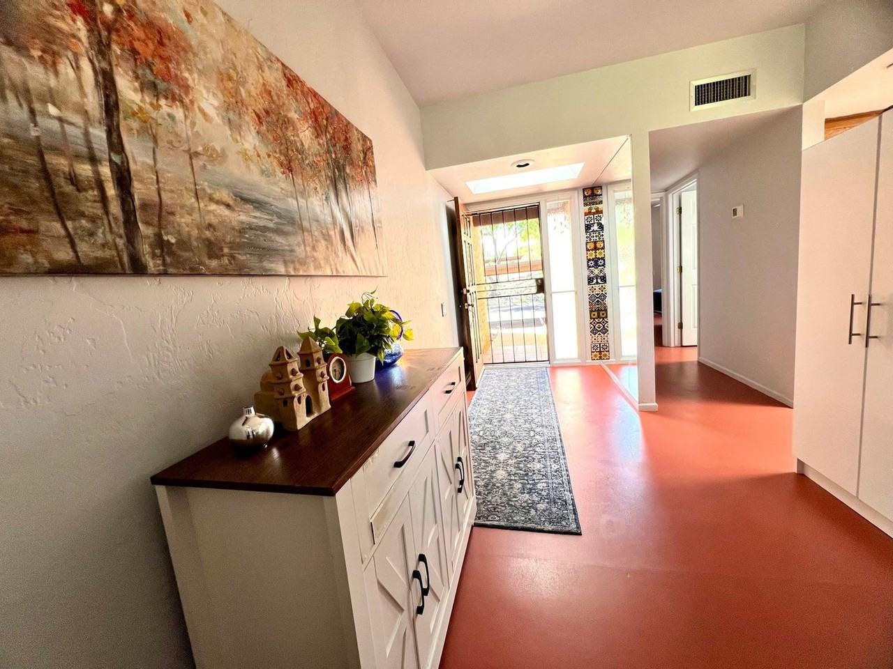 2521 S Calle De Humes - Photo 5 of 24