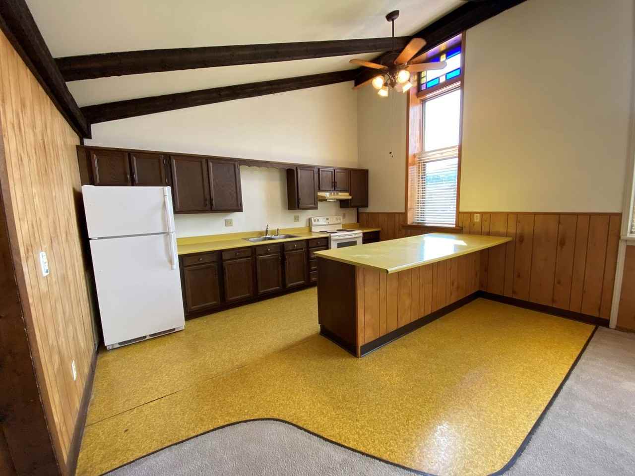 928 Lincoln Ave - Photo 5 of 8