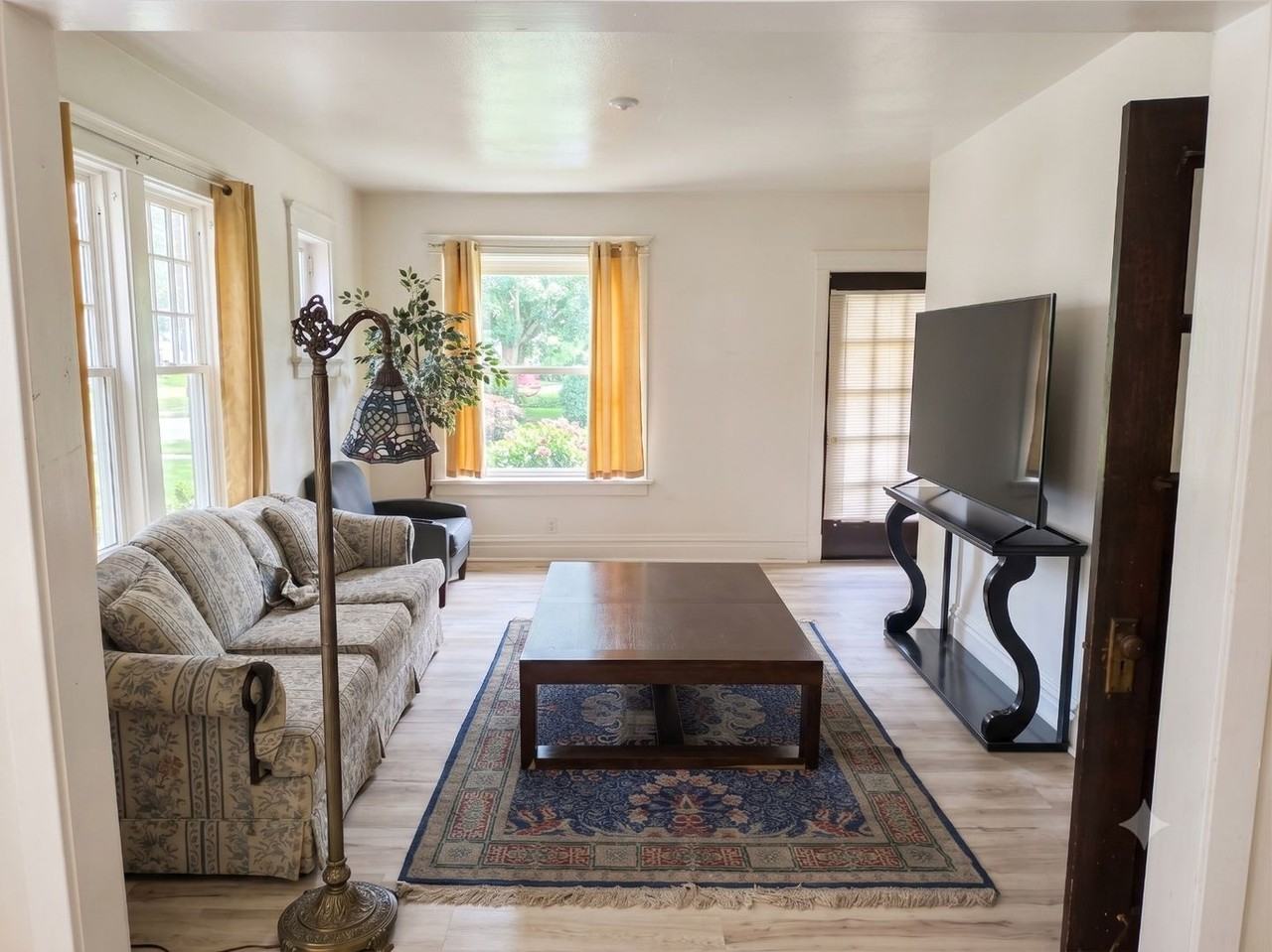 4946 Cote Brilliante Ave - Photo 2 of 11