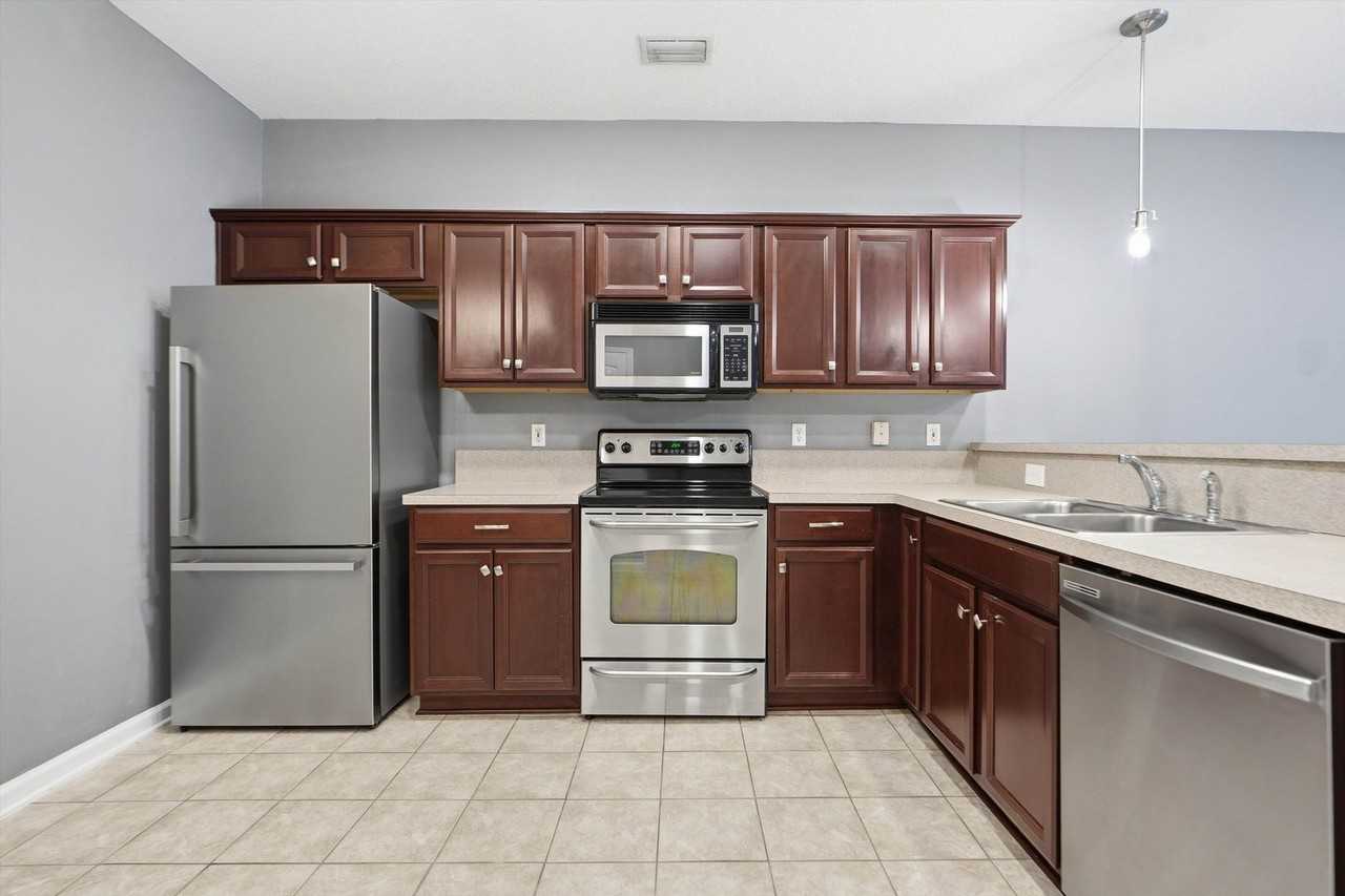 1793 Biscayne Bay Cir - Photo 5 of 25