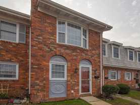 3000 Golden Rd #7 - Photo 1 of 1