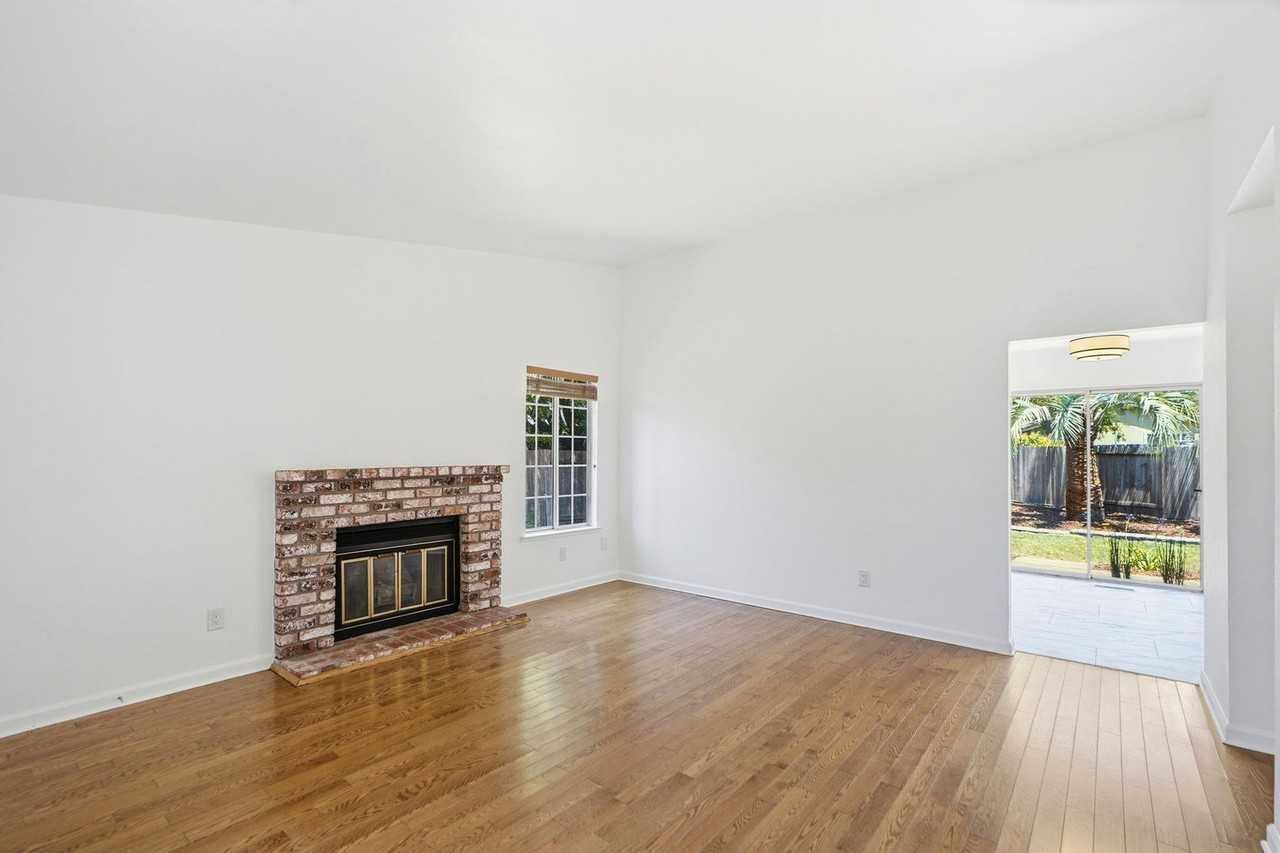 1775 Northstar Dr - Photo 6 of 31
