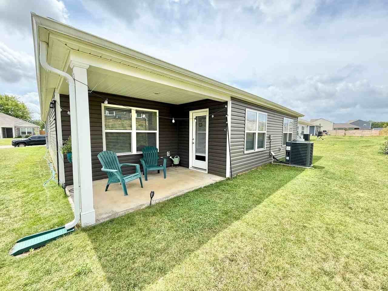 117 Crescent Cir - Photo 3 of 21