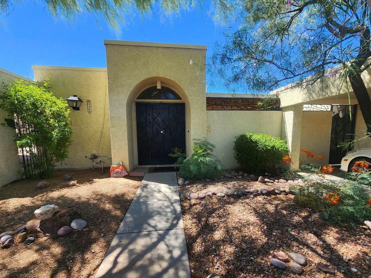 3343 N Glen Creek Dr - Photo 3 of 34