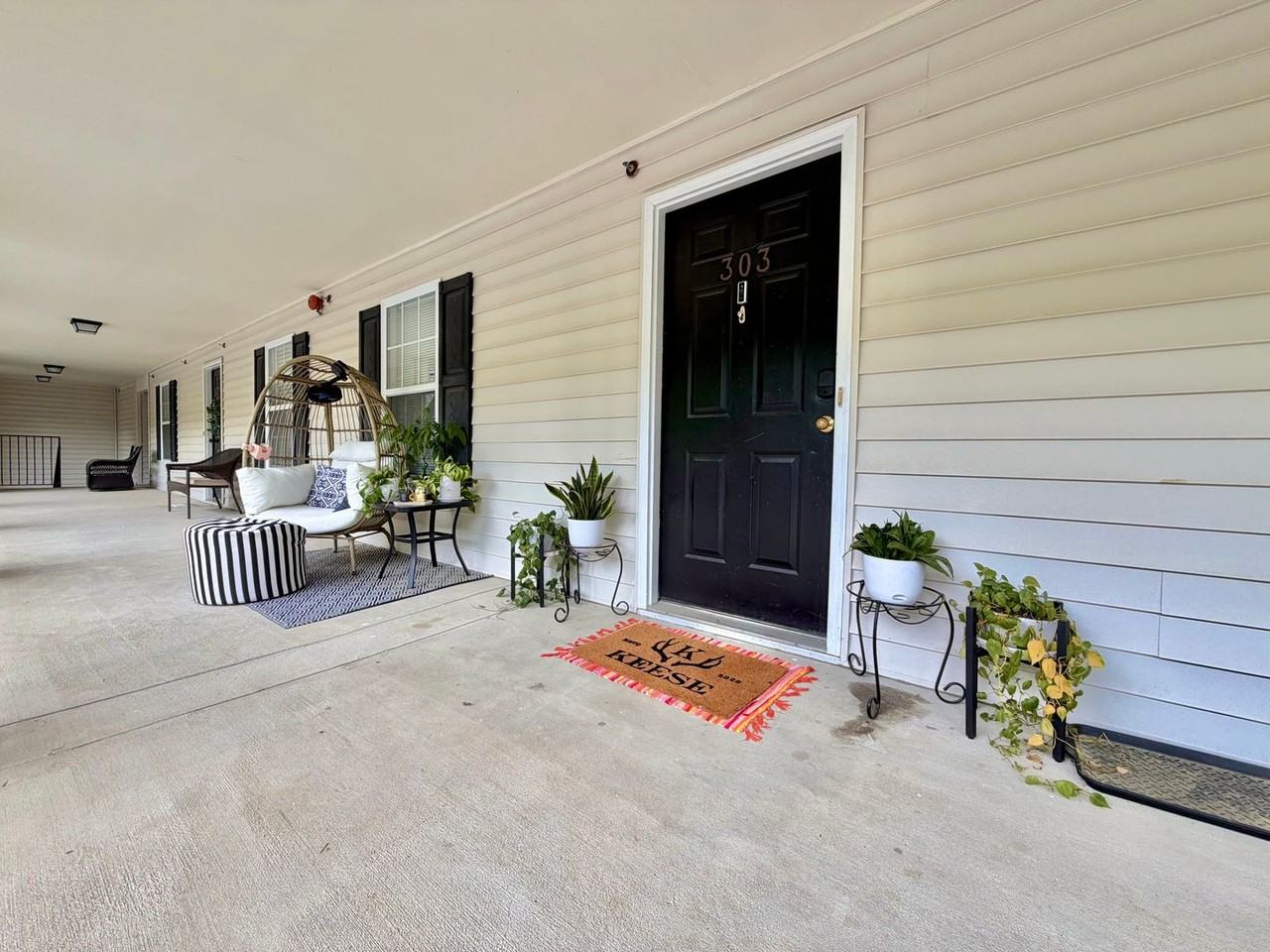 2801 Trailwood Pines Ln #303 - Photo 3 of 19