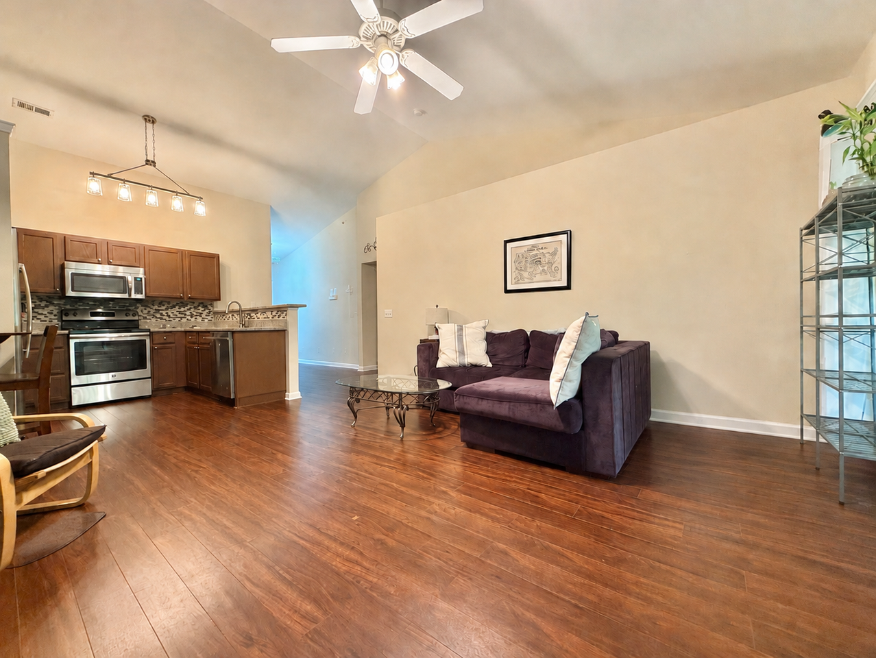 2801 Trailwood Pines Ln #303 - Photo 6 of 19