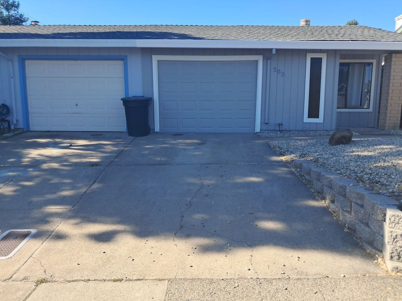 502 Hyacinth Ct - Photo 2 of 30