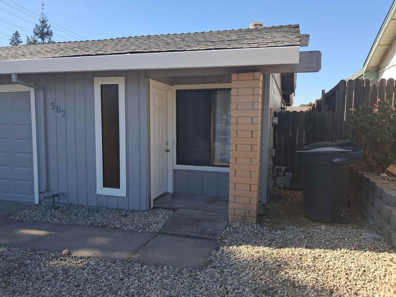 502 Hyacinth Ct - Photo 6 of 30