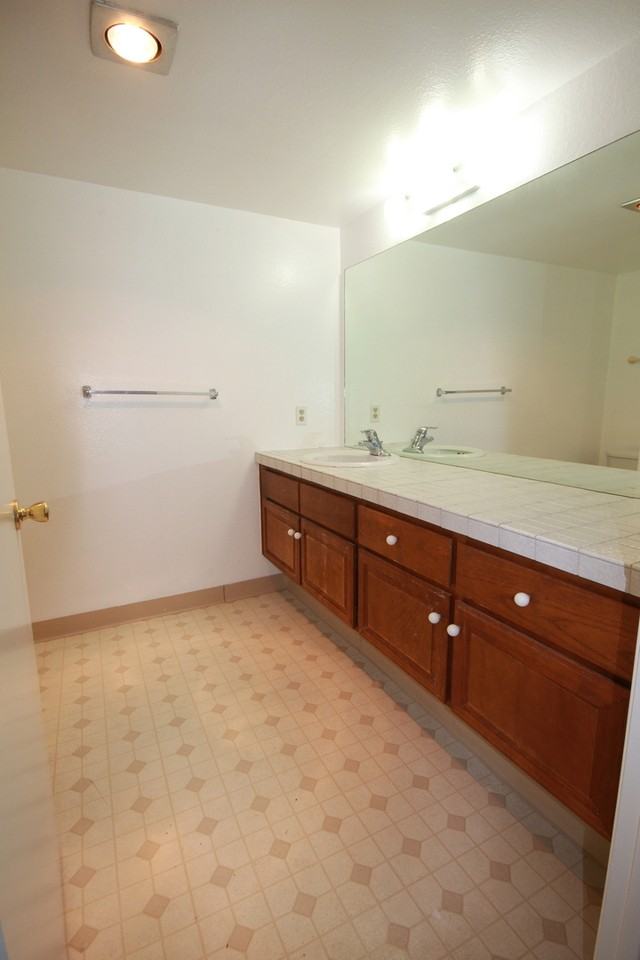 3924 Camino Calma - Photo 7 of 17