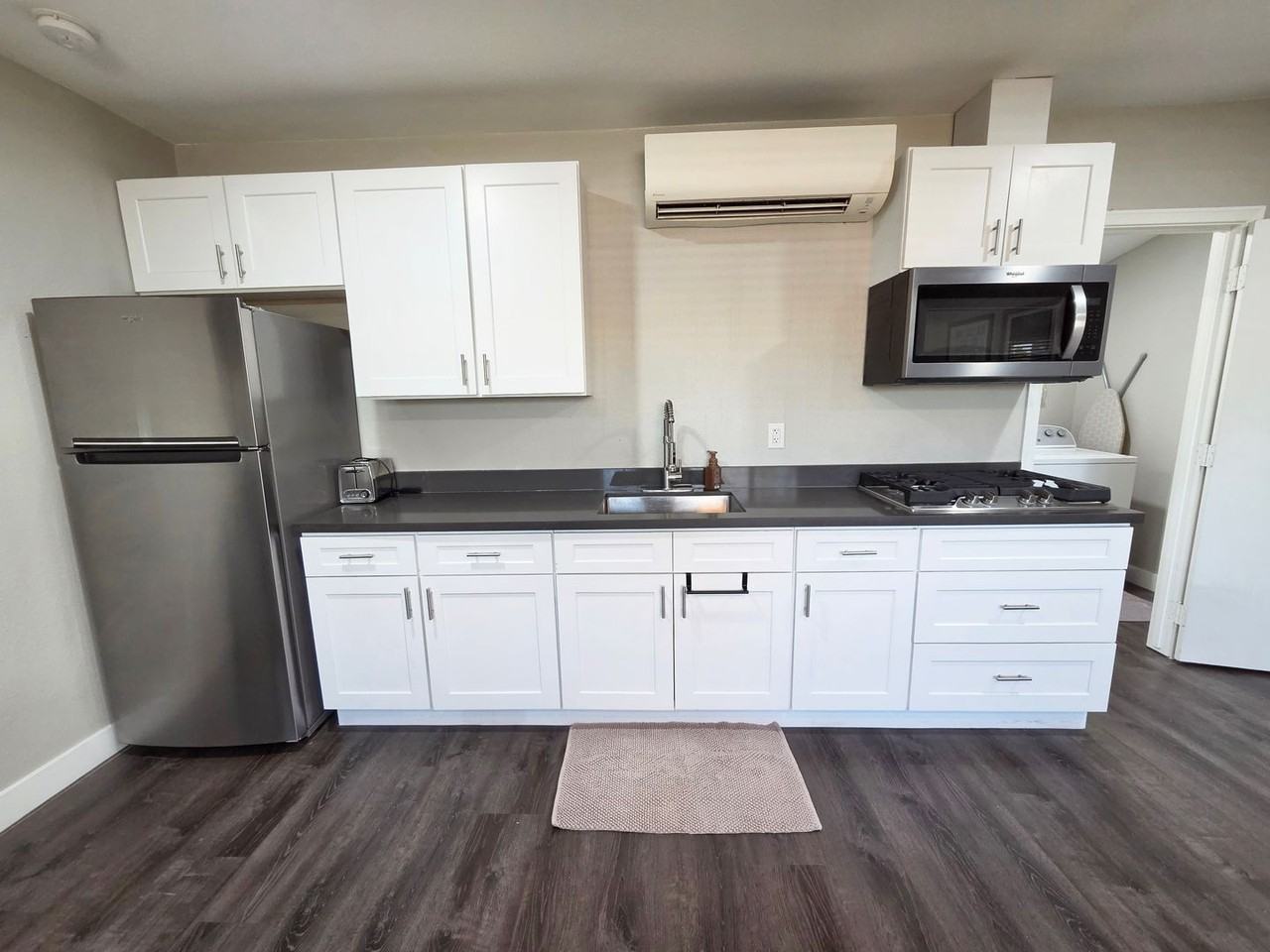 331 Xavier St - Photo 4 of 9