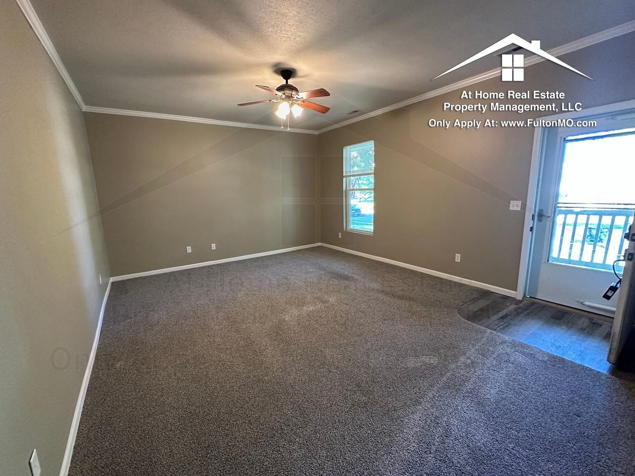 821 Court St - Photo 2 of 24