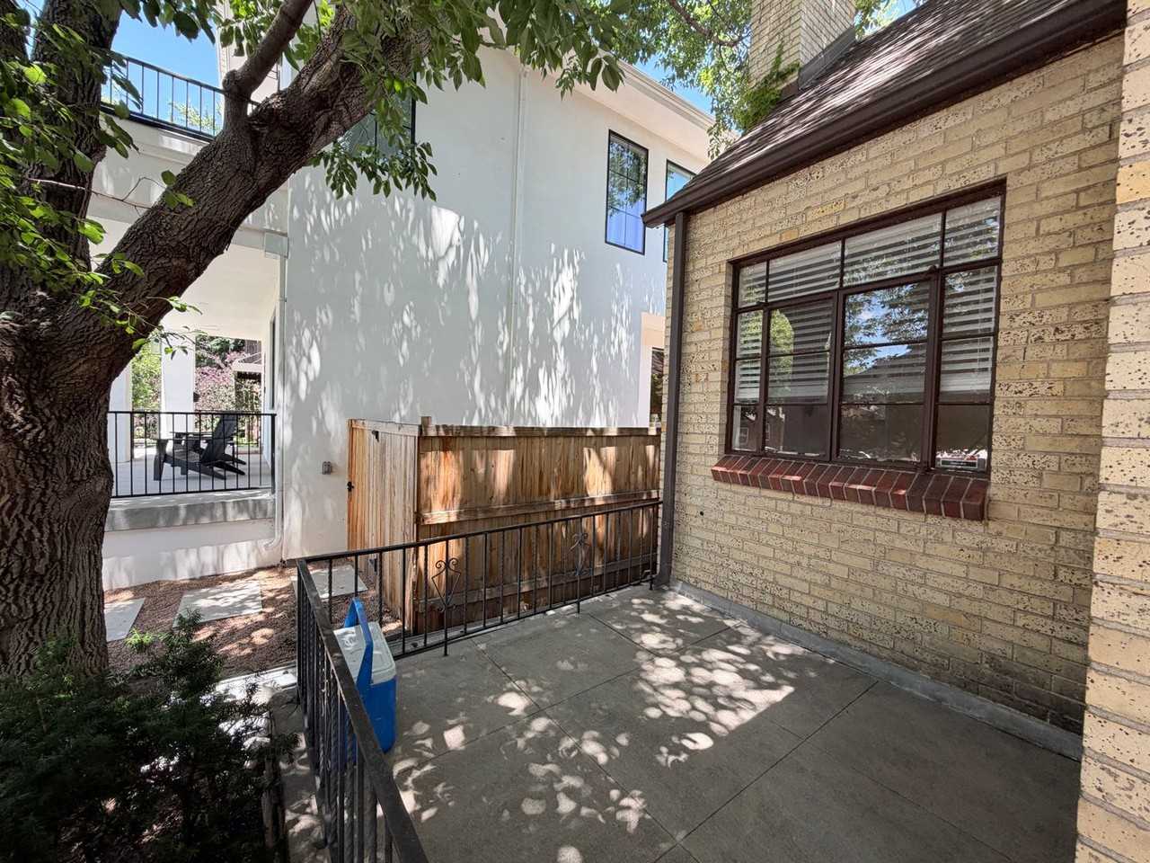 340 S Franklin St - Photo 2 of 50