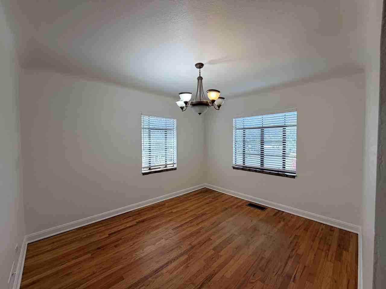 340 S Franklin St - Photo 6 of 50