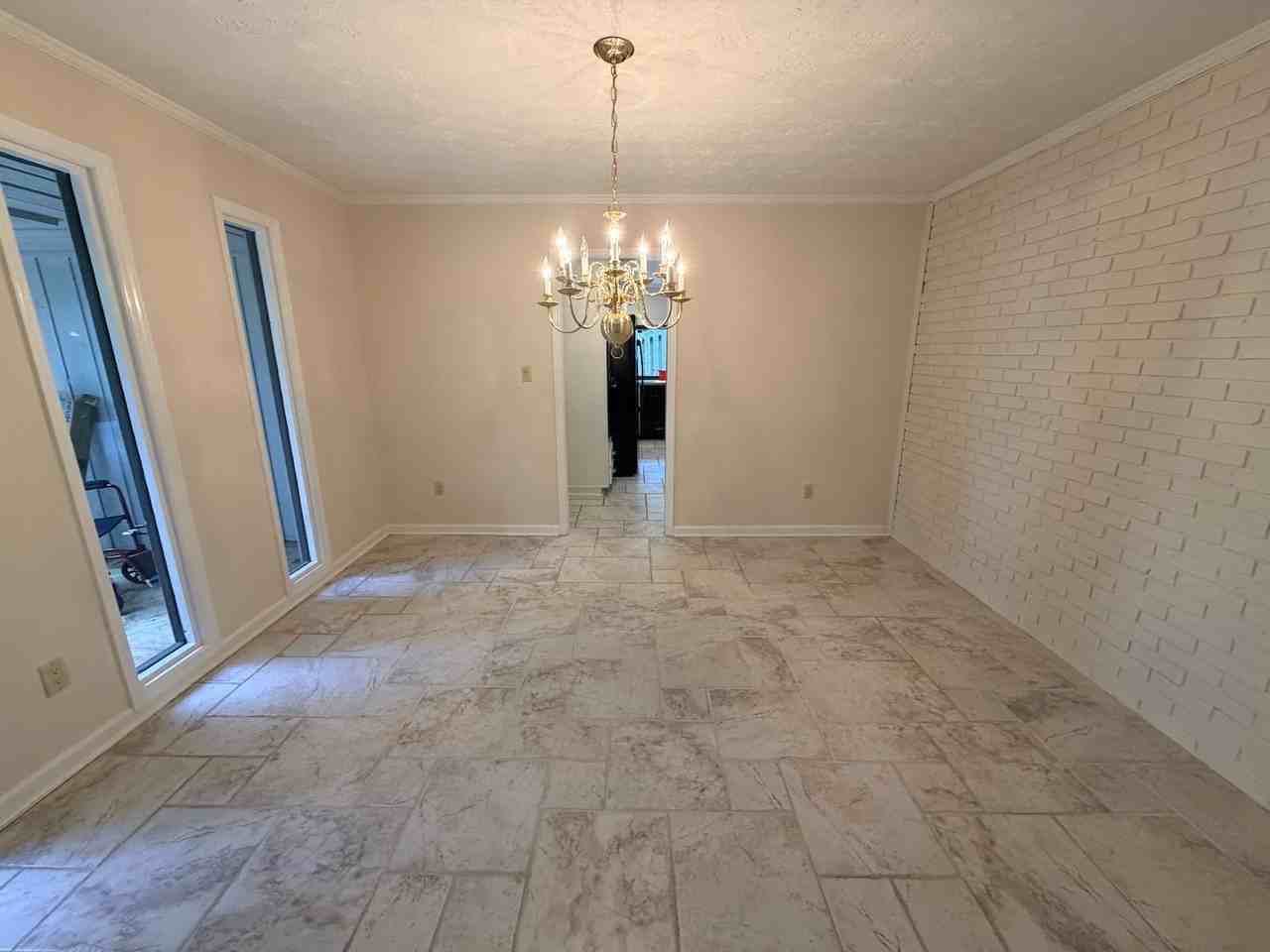 298 Indian Hills Trl - Photo 4 of 26
