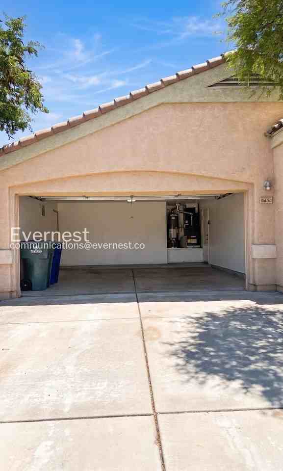 10454 E Ravenswood St - Photo 3 of 31