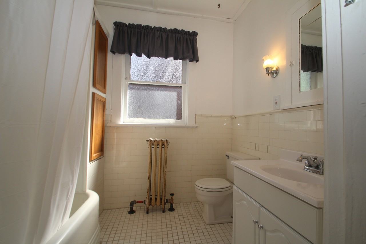 314 Lincoln Ave #2 - Photo 3 of 16