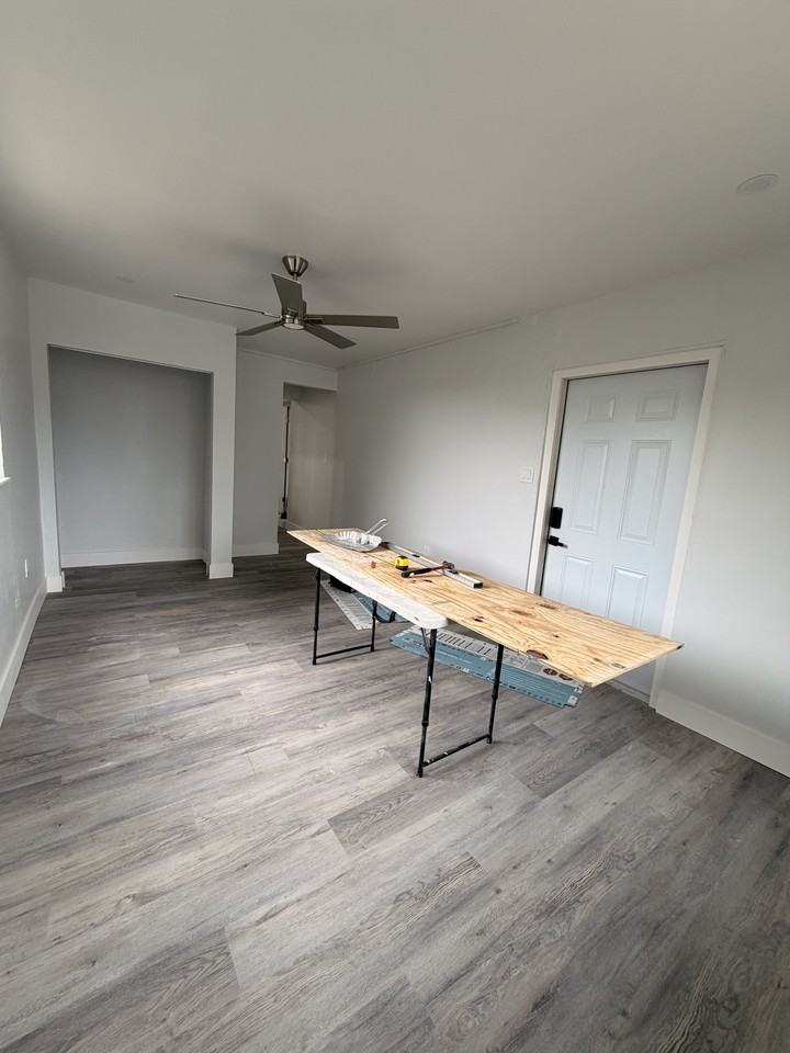 2015 Nw 132nd St #2 - Photo 6 of 7
