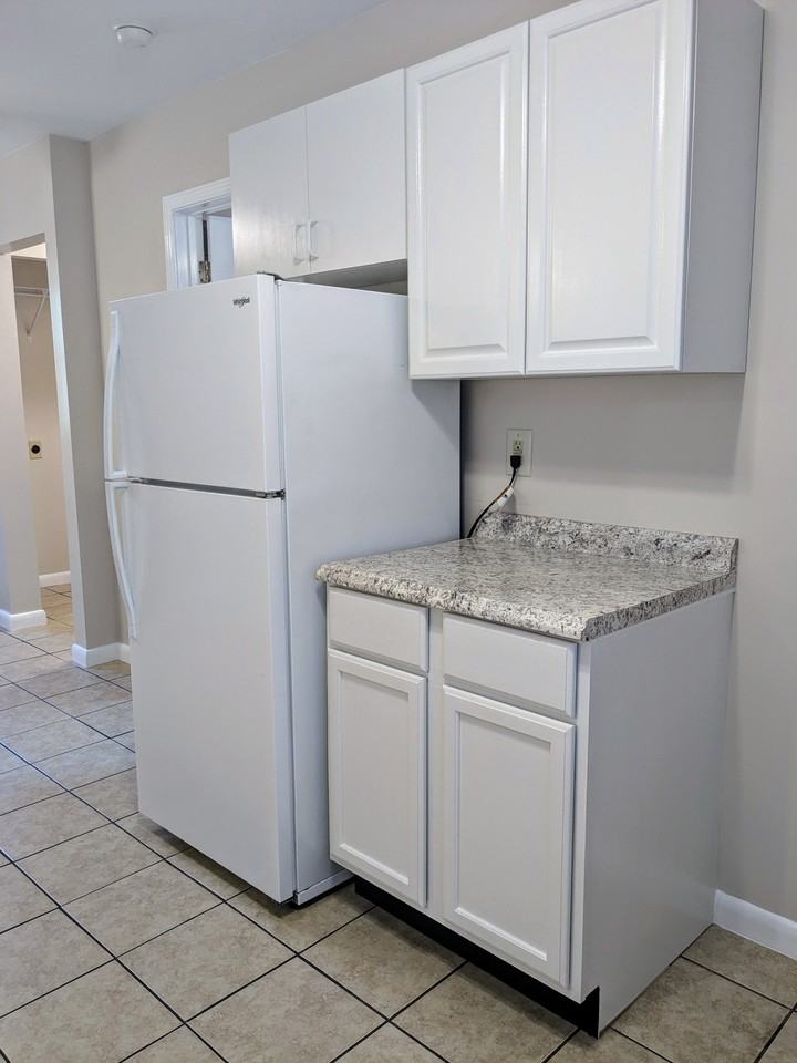 512 32nd Ave N #B - Photo 7 of 14