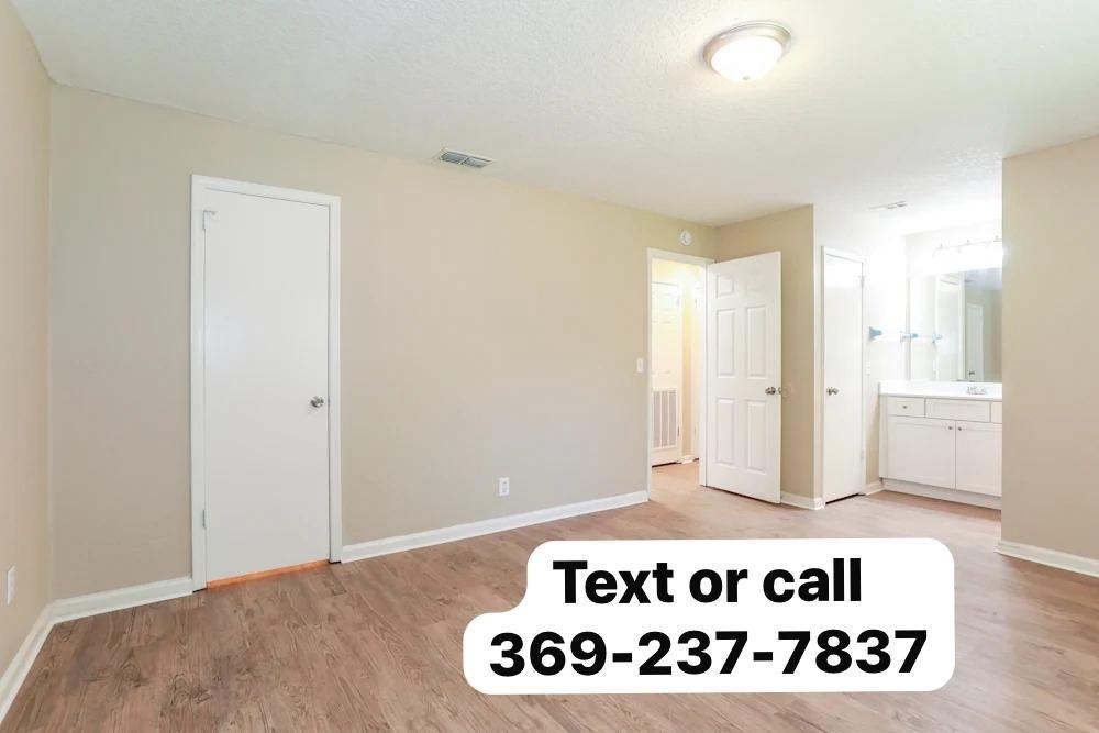 8372 Country Creek Blvd #NA - Photo 2 of 7