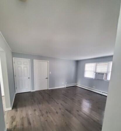 1034 E Division St #C - Photo 4 of 5