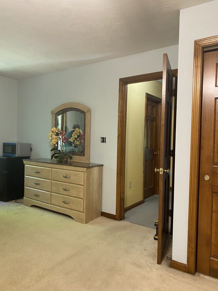 10 Emerald Dr #NA - Photo 6 of 9