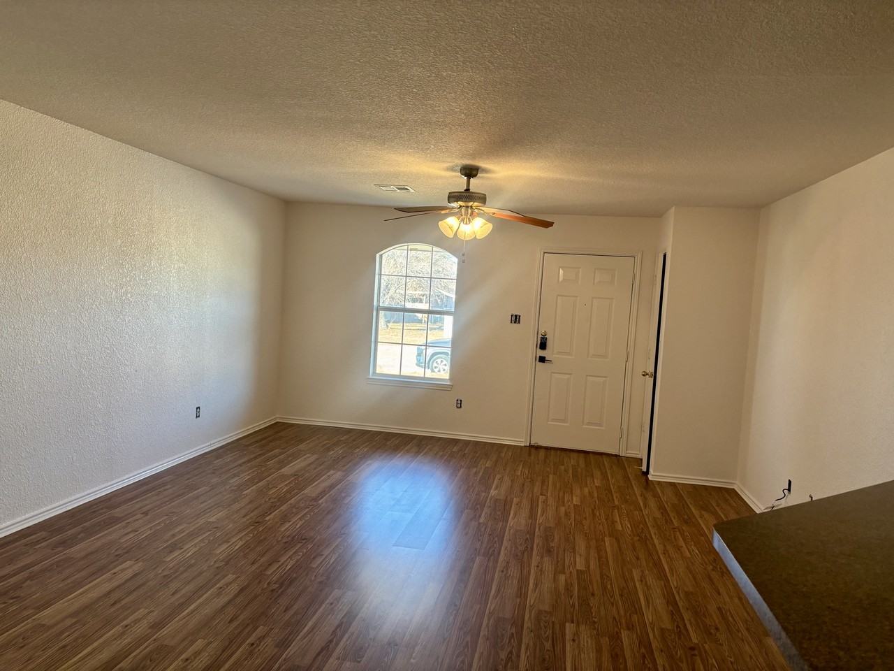 2704 Lucille Dr #B - Photo 2 of 11