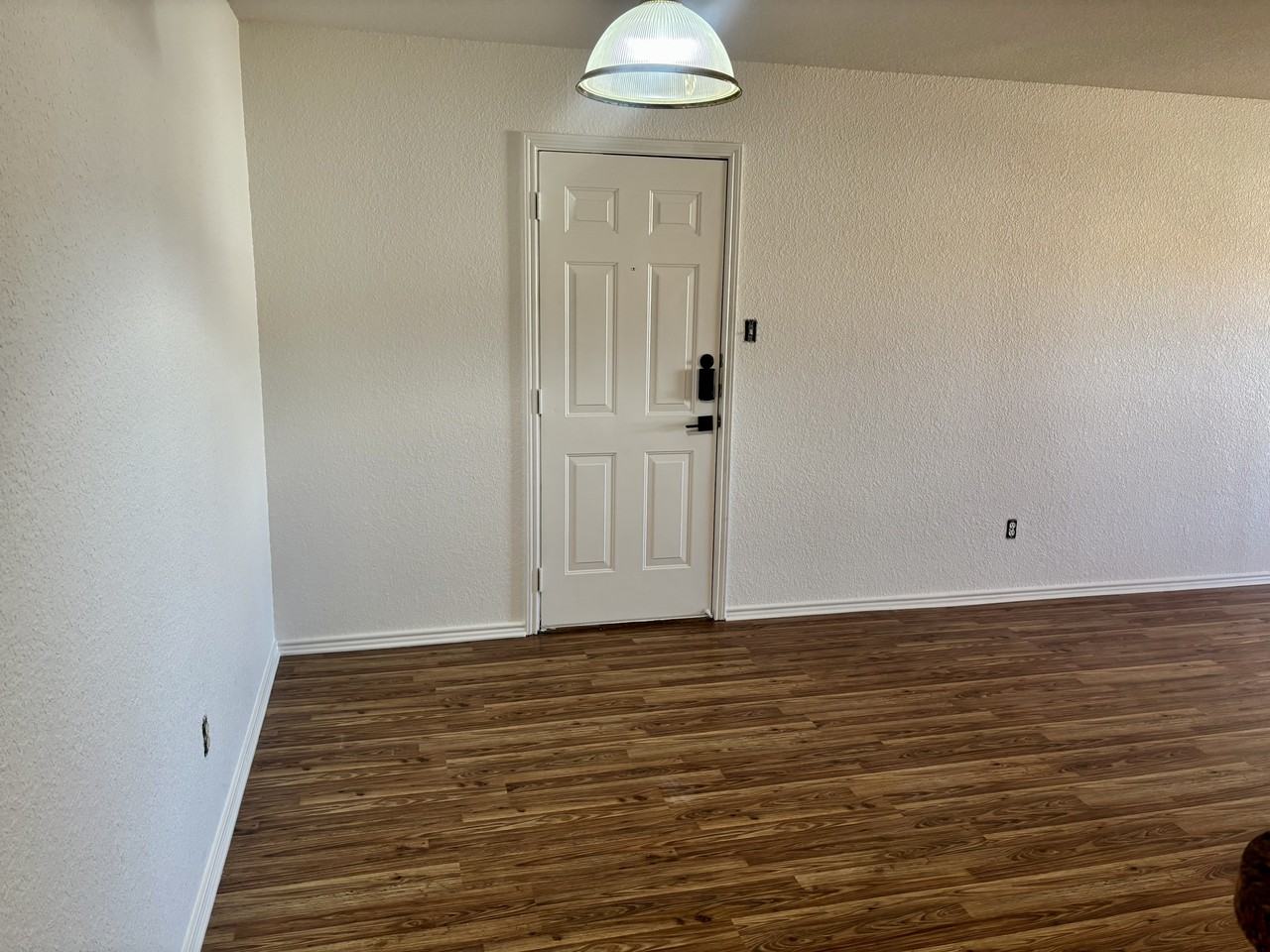 2704 Lucille Dr #B - Photo 4 of 11