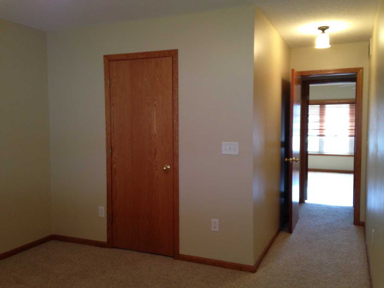 2103 Linden Trl #NONE - Photo 6 of 18