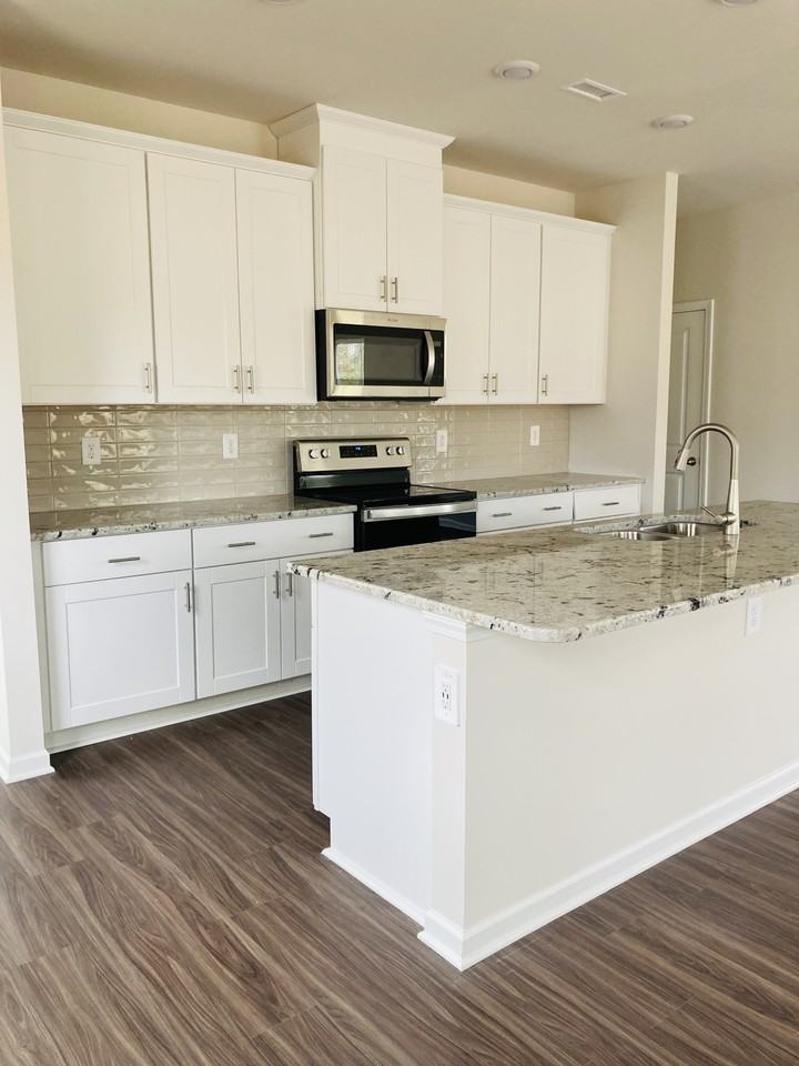 1052 S Fieldhaven Dr #NA - Photo 4 of 16
