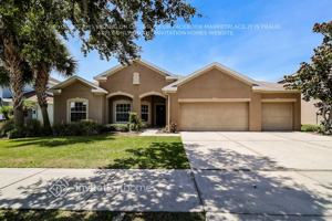 featured image of 11301 Coventry Grove Cir