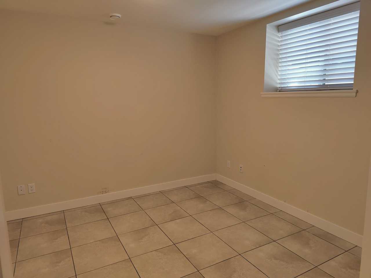 4296 Dundas Street #BSMT - Photo 5 of 10