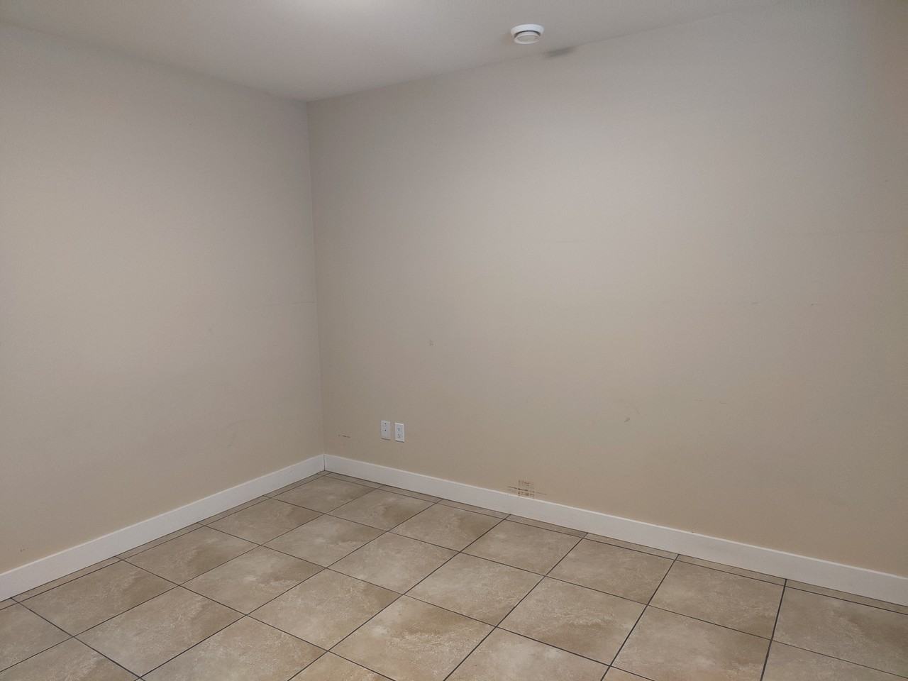 4296 Dundas Street #BSMT - Photo 7 of 10