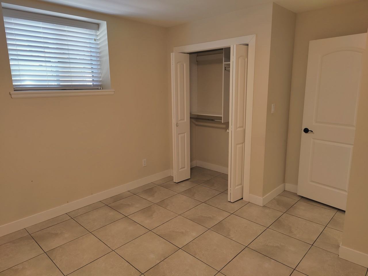 4296 Dundas Street #BSMT - Photo 6 of 10