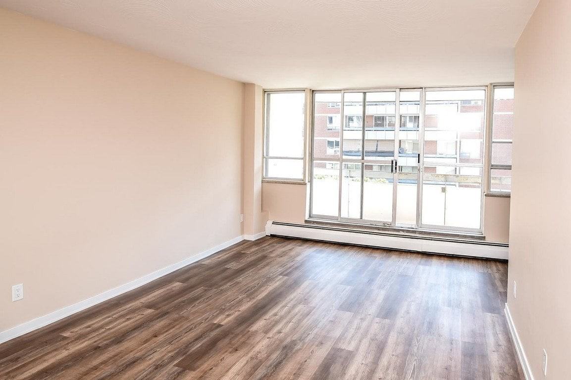 Elizabeth Apartments - Photo 4 of 28