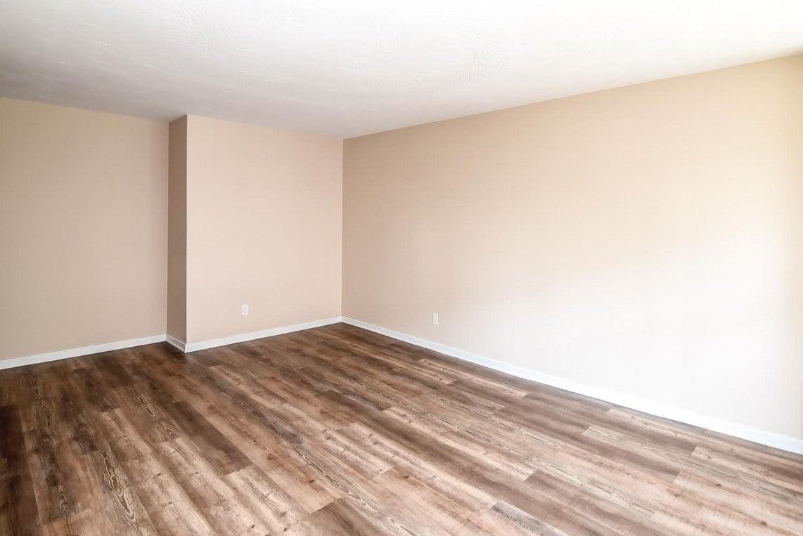 Elizabeth Apartments - Photo 5 of 28