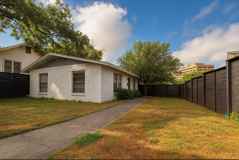 607 Bellevue Pl - Photo 1 of 1