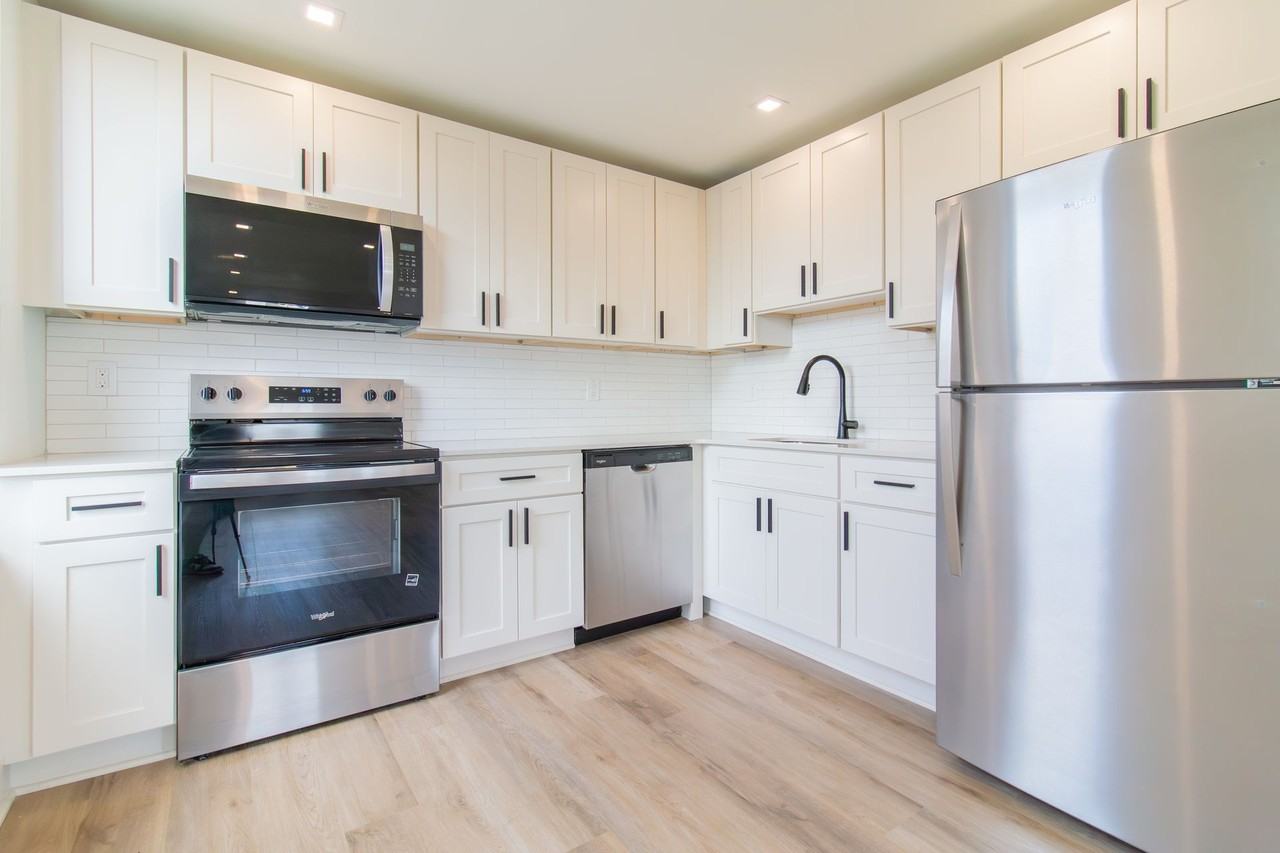 Huntington Apartments - Photo 2 of 50