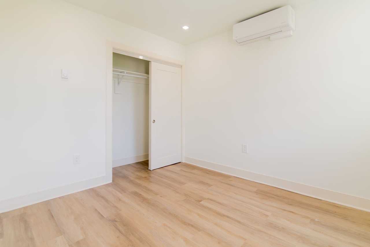 Huntington Apartments - Photo 7 of 50