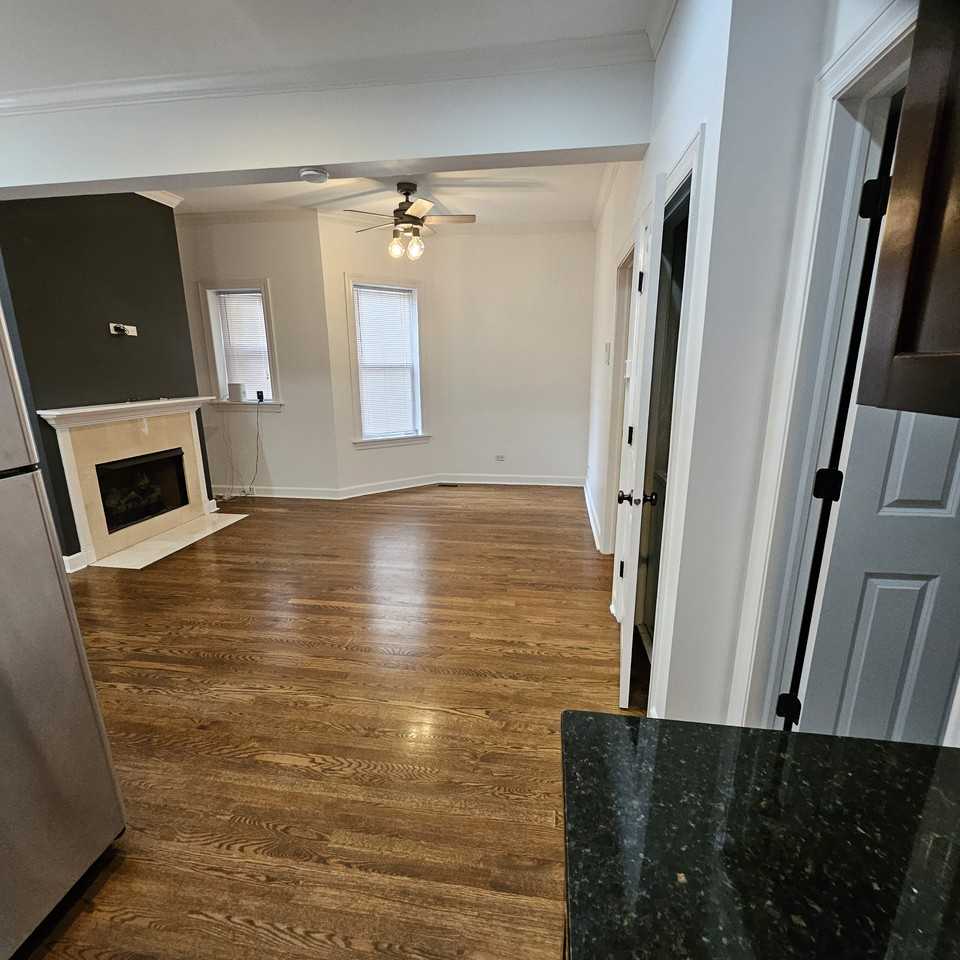 3257 W Palmer St #1B - Photo 2 of 11
