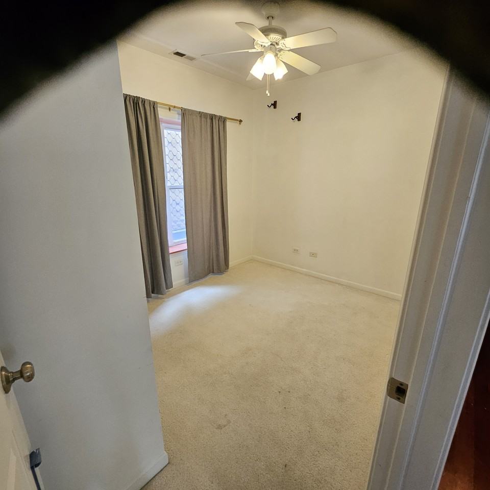 1750 W Rascher Ave #1 - Photo 5 of 11
