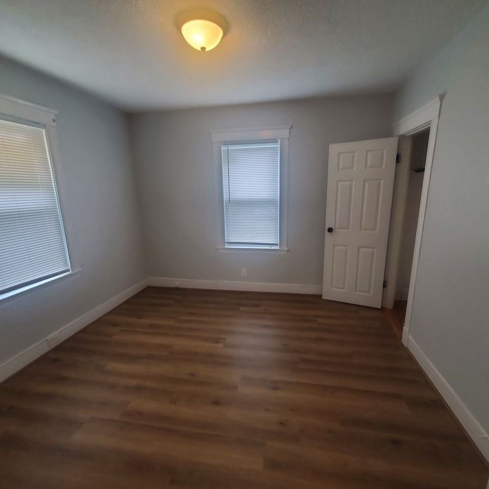 43 Osceola St - Photo 6 of 8