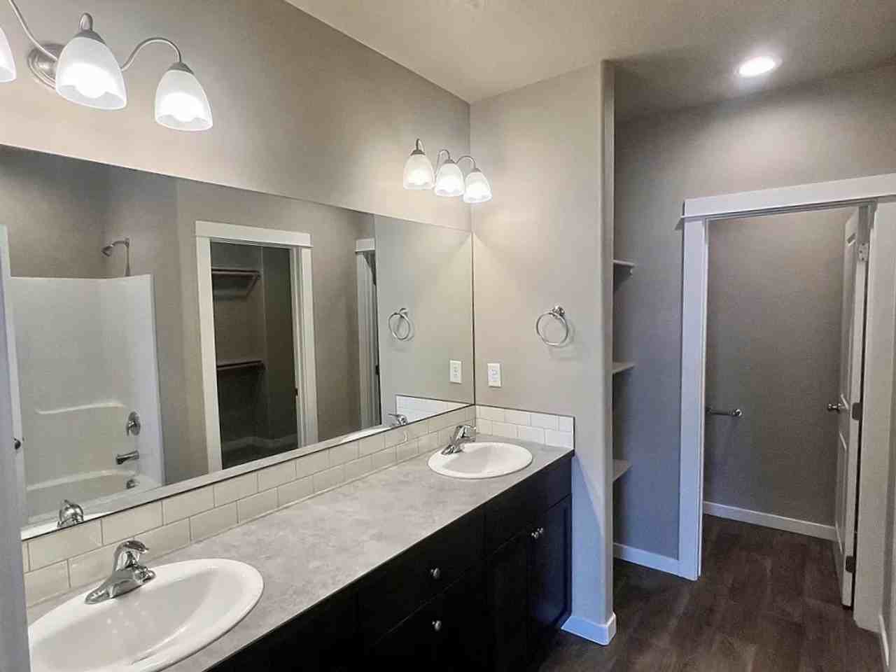 2395 Chelan St - Photo 5 of 7