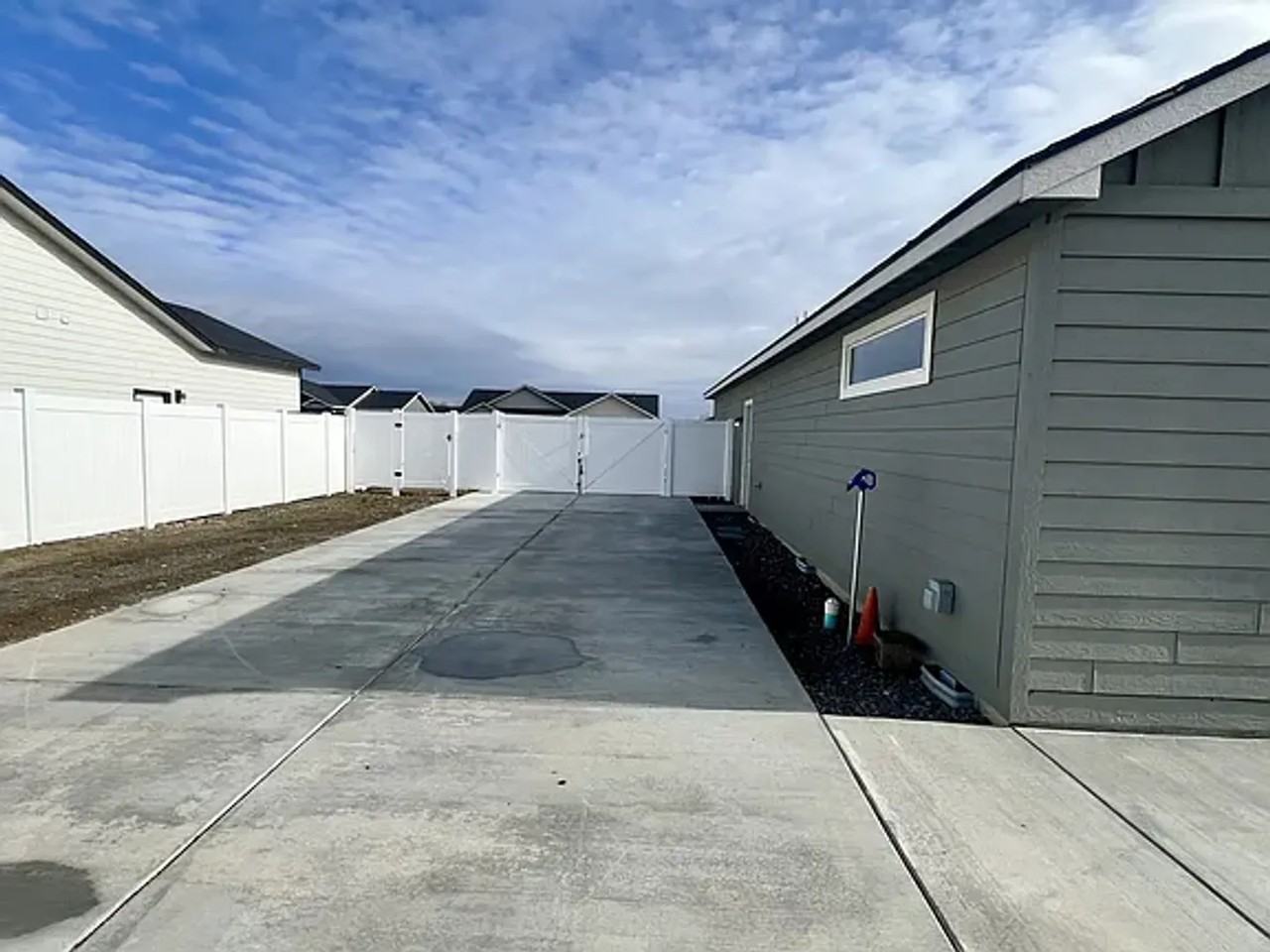 2395 Chelan St - Photo 6 of 7