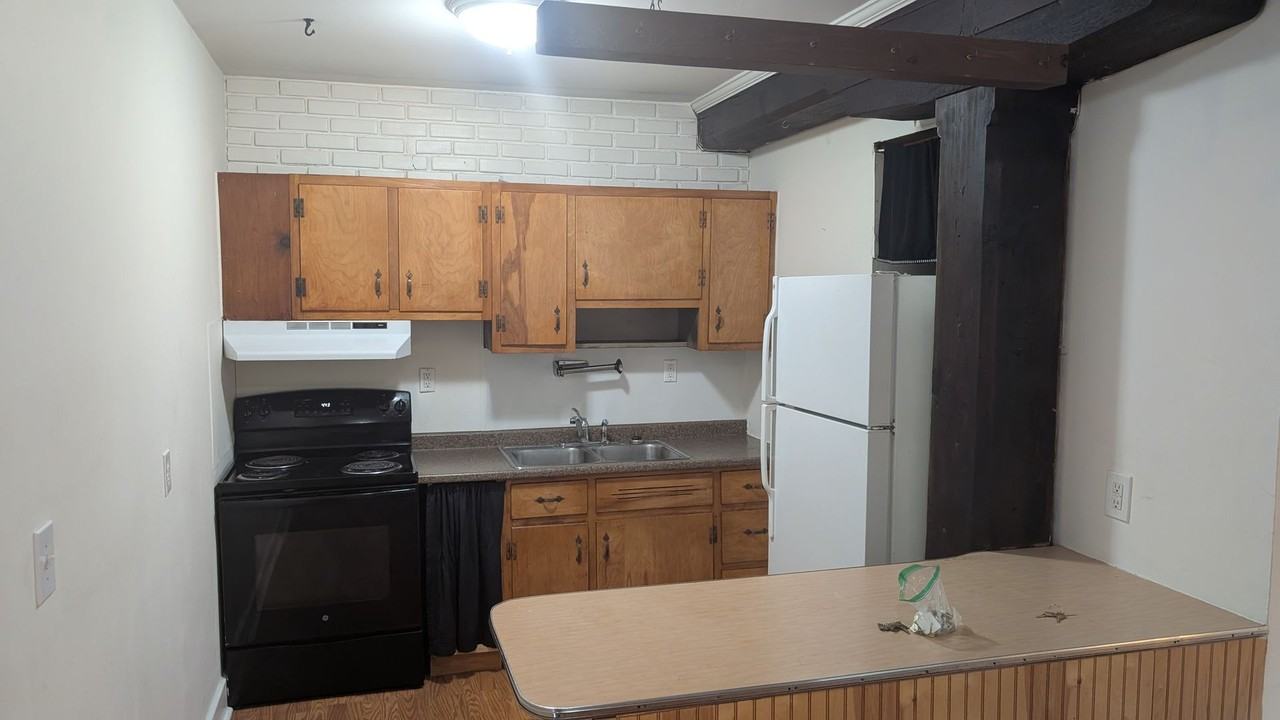 110 Mill St #6 - Photo 2 of 13