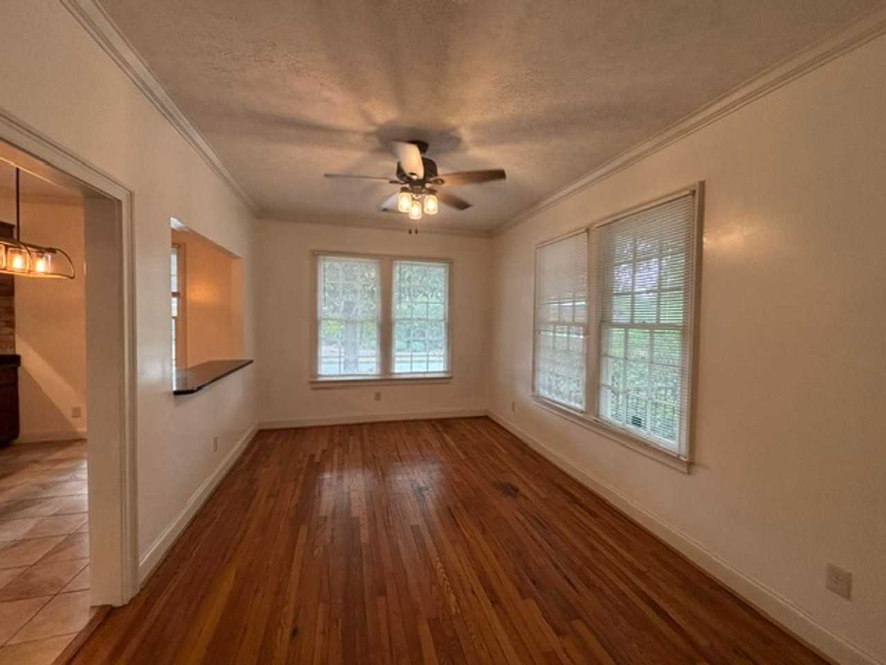 1447 21st St - Photo 3 of 19