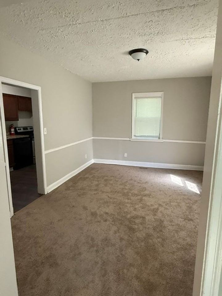 5510 Lothian Rd - Photo 3 of 10