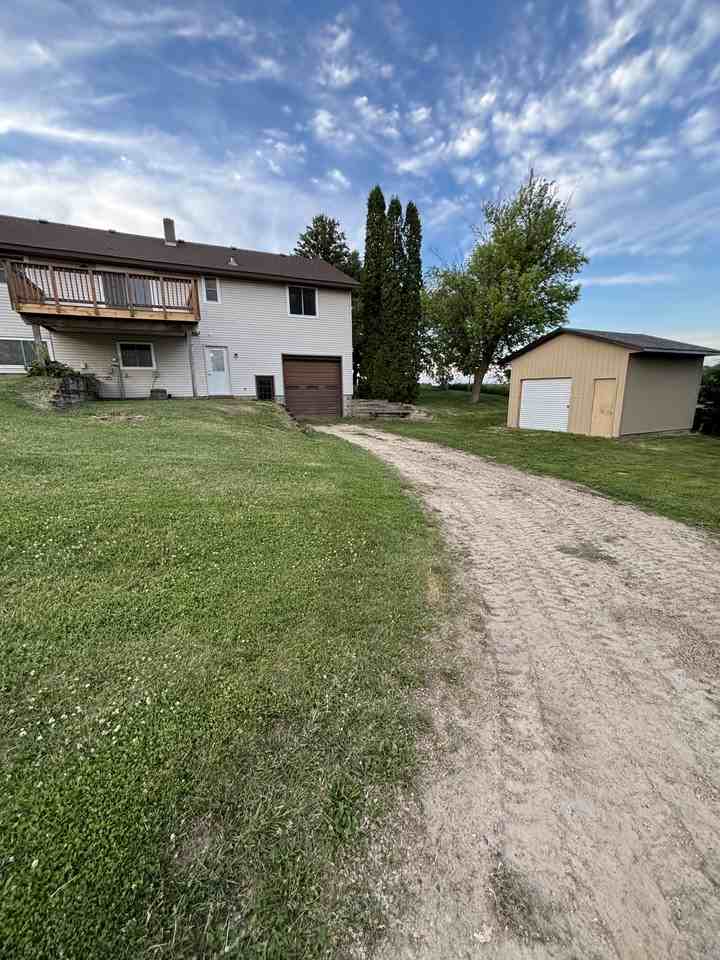 W9537 570th Ave #1 - Photo 5 of 39