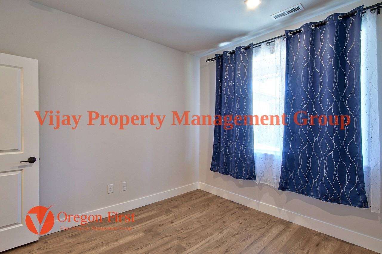 6810 Ne 16th Ave #1 - Photo 5 of 44